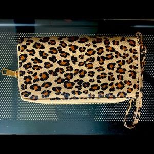 NEW Vegan Animal Print Single Zip Wallet Wristlet